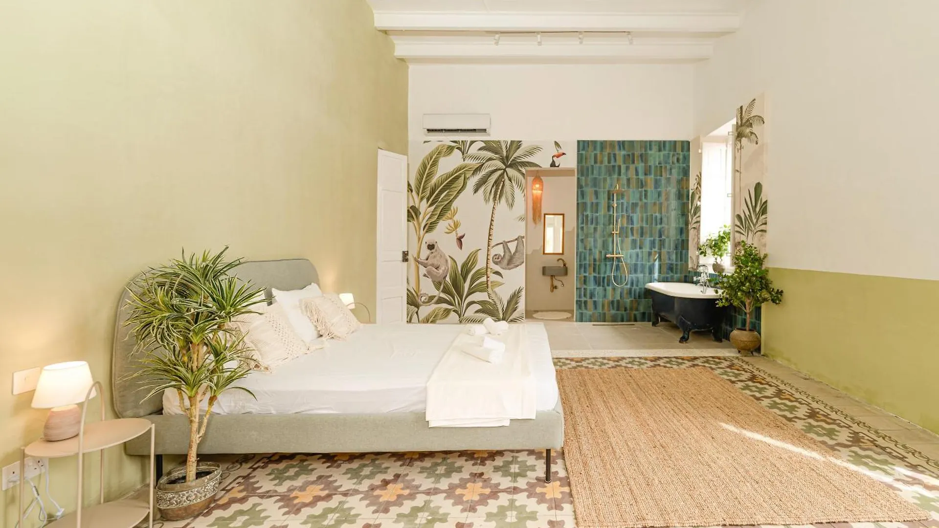 Hotel Senglea Jungle Palazzo 0*,
