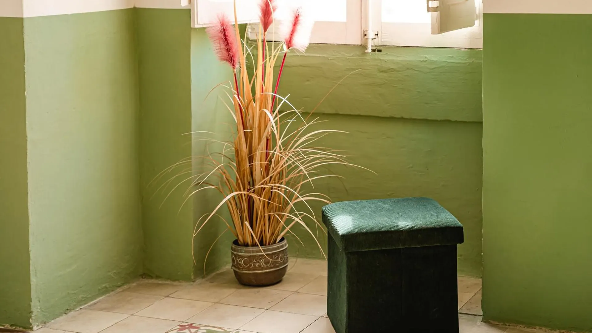 Konukevi Senglea Jungle Palazzo Otel