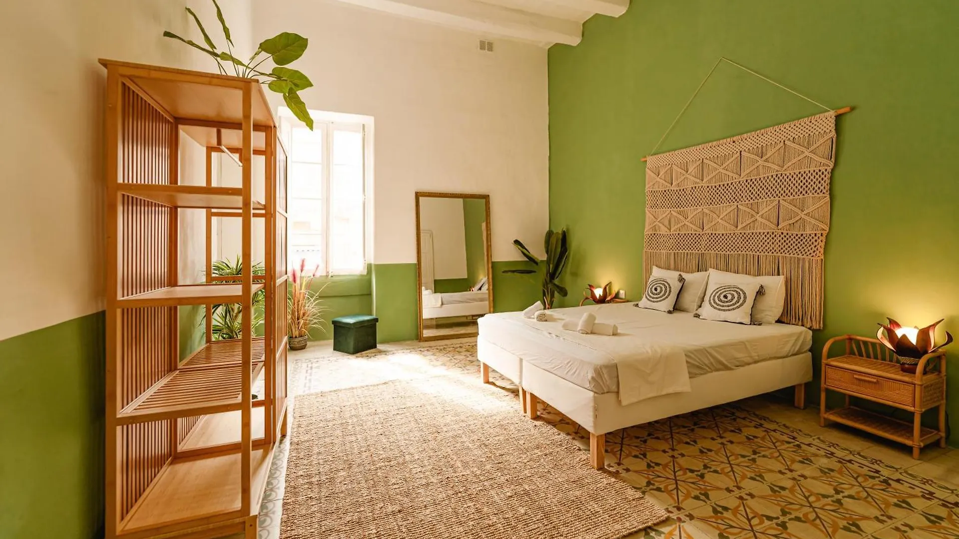 Senglea Jungle Palazzo Otel Konukevi
