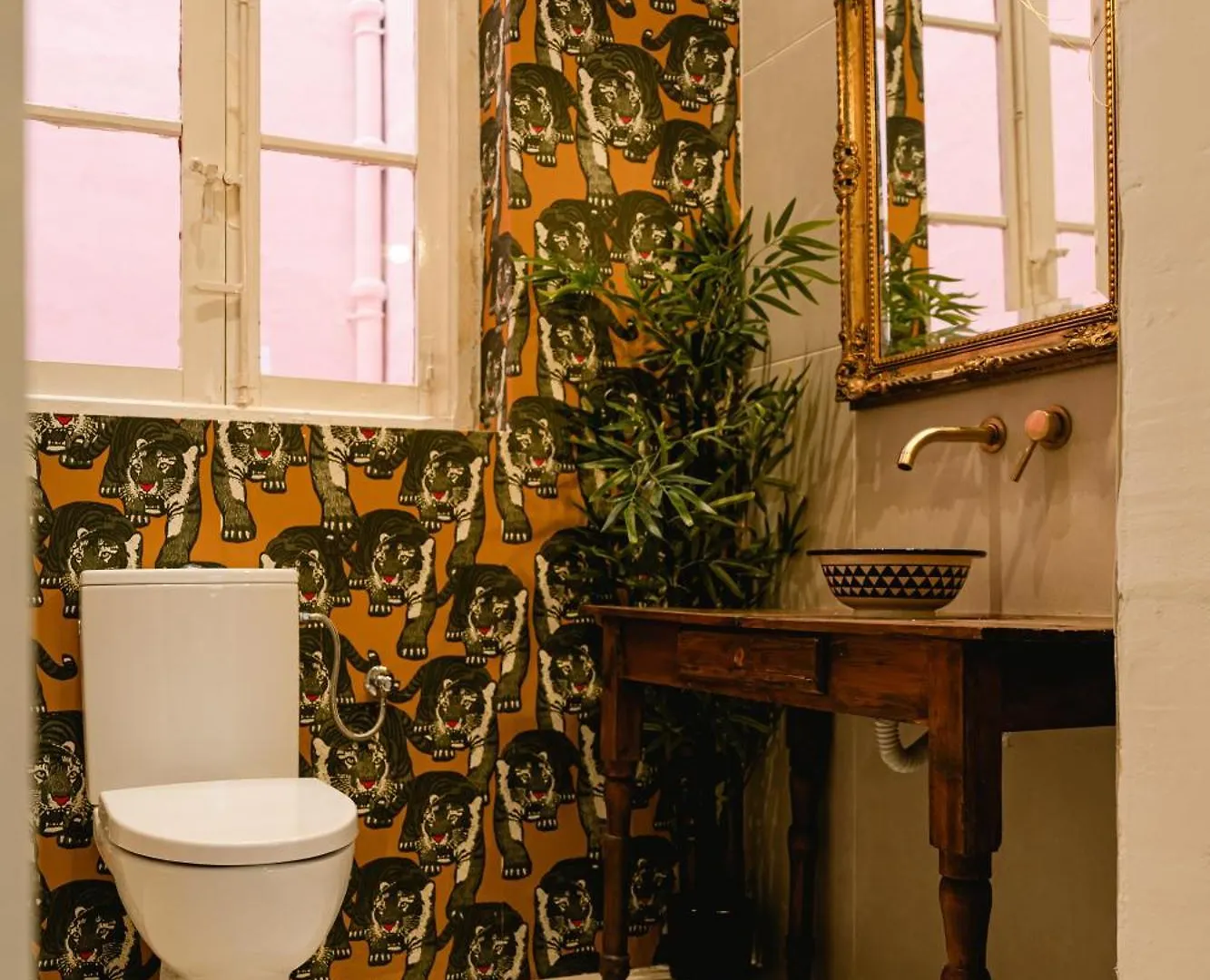 Konukevi Senglea Jungle Palazzo Otel