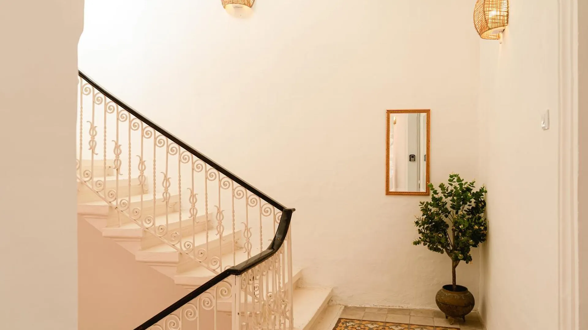Senglea Jungle Palazzo Otel 0*,